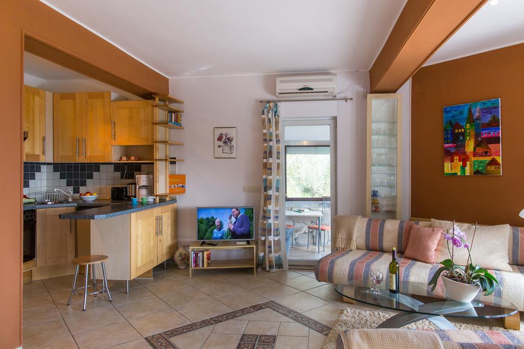 Apartments Mirian Petrovac Exterior photo